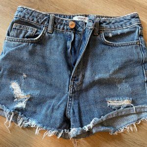 High Waisted Distressed Denim Shorts - Med Wash